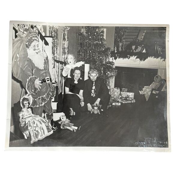 VTG Holiday Christmas Original Photo Tree Tinsel Santa Dolls Du Quoin Illinois - Picture 1 of 12